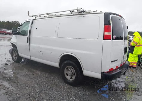 2009 Chevrolet Express 2500 Work Van из США, поврежденный, VIN 1GCGG25C791120538